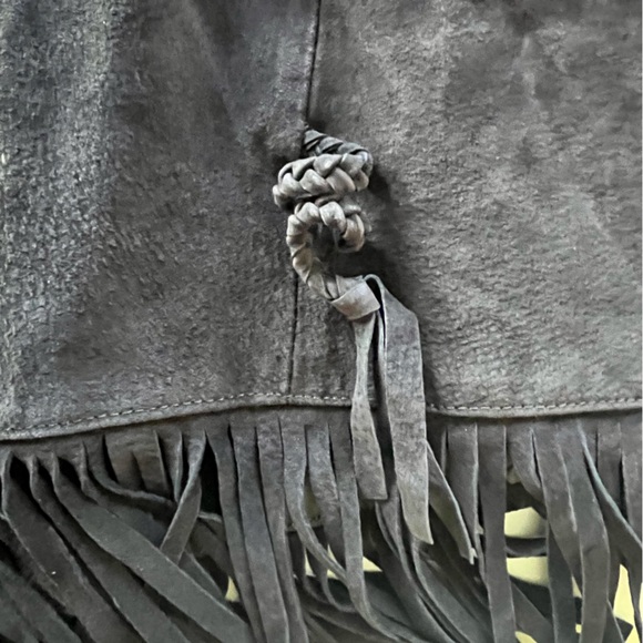 OLE’ Black Fringe Suede Vest - Picture 9 of 10